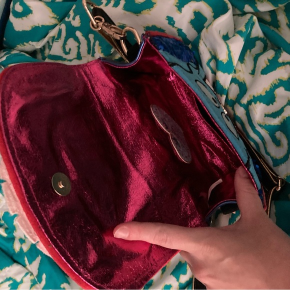 Irregular Choice Genie Crossbody - Picture 4 of 4